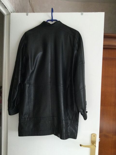 Veste femme trois quarts en cuir noir 95 Quetigny (21)