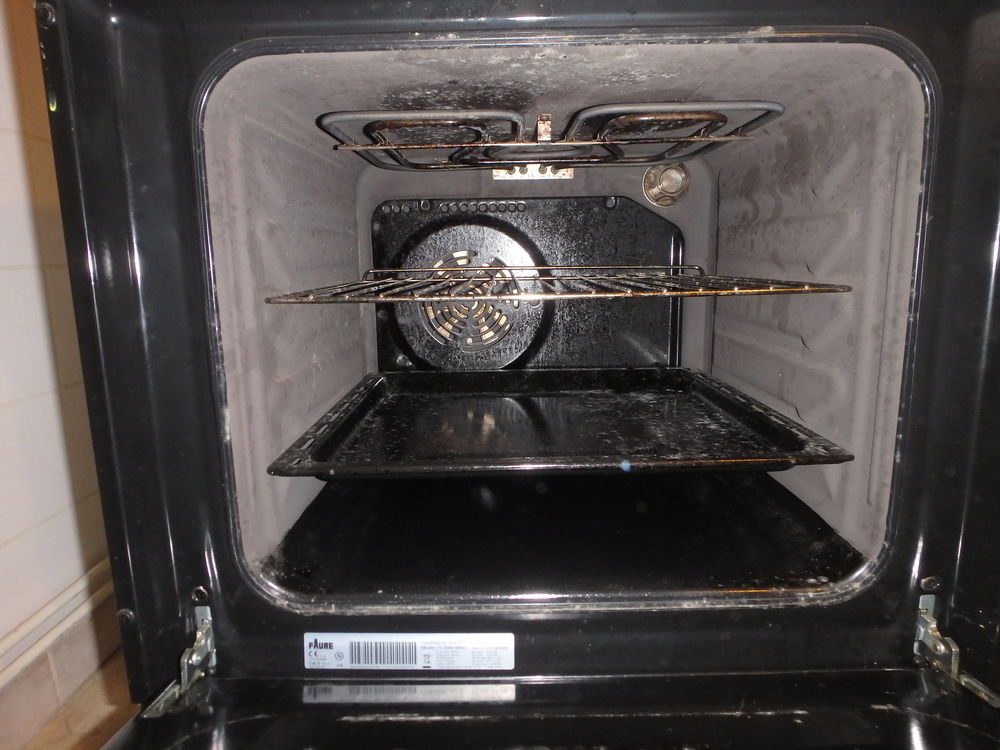 Cuisini&egrave;re FAURE FCG661MWC A R&eacute;parer Electrom�nager