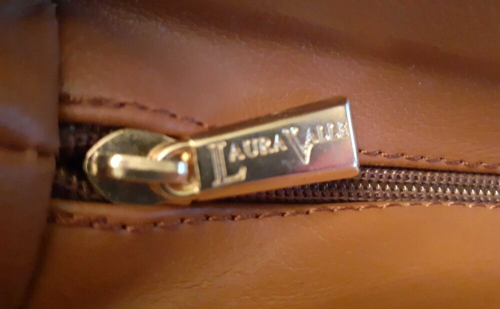 sac bandouli&egrave;re cha&icirc;ne en cuir matelass&eacute; LAURA VALLE Maroquinerie