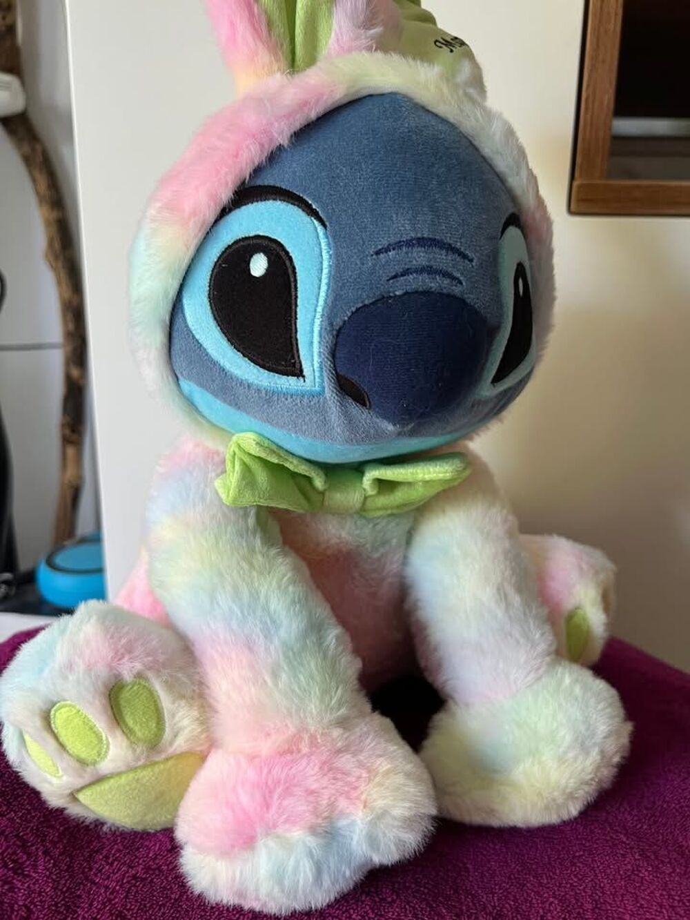 Peluche Neuve avec &eacute;tiquette Stitch de p&acirc;ques Disney, person Jeux / jouets