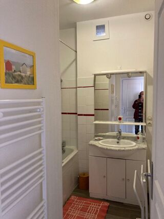  Appartement à louer 2 pièces 37 m²
