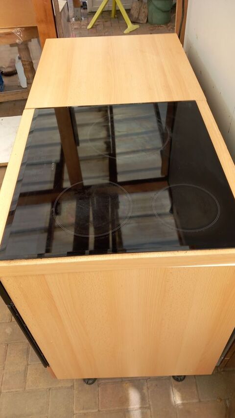 Cuisine 3 �l�ments avec �lectro-m�nager. 250 Dambach (67)