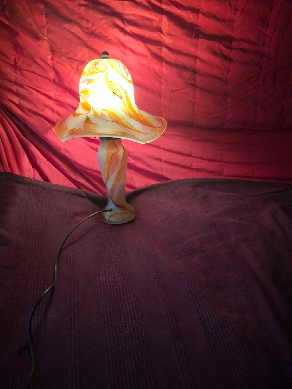 lampe de chevet en p&agrave;&cent;te de verre Décoration