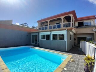  Maison � vendre 8 pi�ces 300 m�