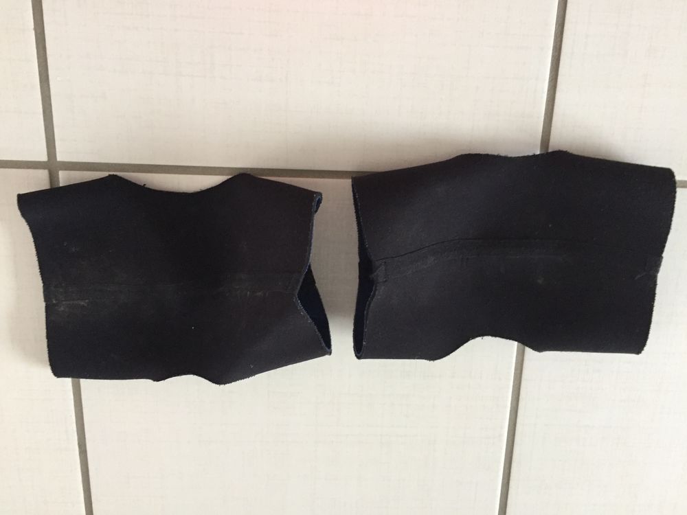 genouill&egrave;res de plong&eacute;e Sports