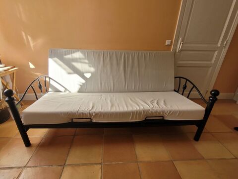 canap� convertible ( Clic-Clac) en m�tal . Etat neuf. 0 Flourens (31)