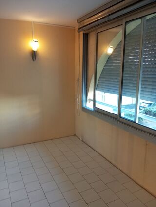  Appartement à louer 2 pièces 32 m²