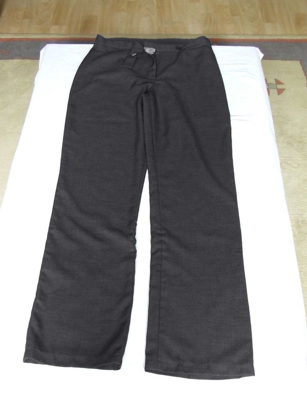 Pantalon coupe droite, FROGGY, Gris fonc&eacute;, T. 42, TBE Vêtements