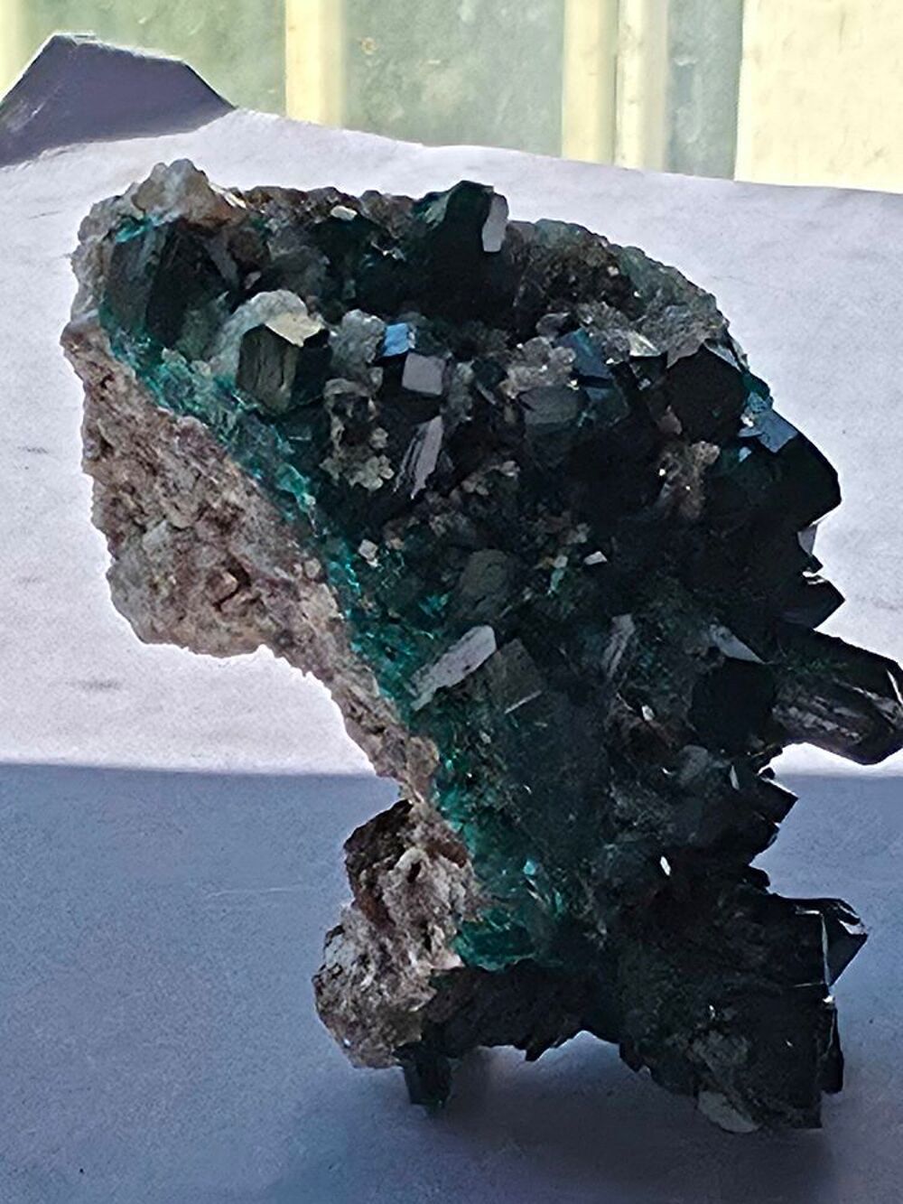 Sp&eacute;cimen Min&eacute;ralogique de Dioptase-Collection Katanga 