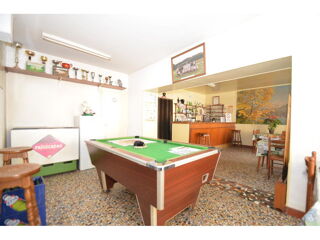  Immeuble � vendre 8 pi�ces 229 m�