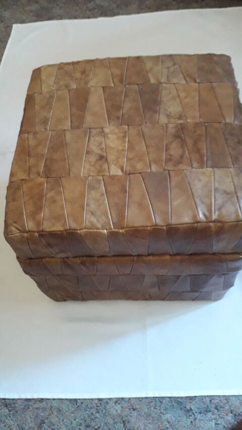 Pouf de rangement
30 Salon-de-Provence (13)