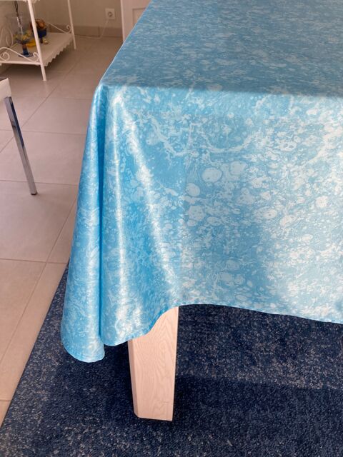 Nappe colorie bleu 12 Poitiers (86)