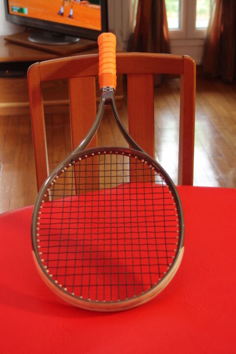 Raquette de tennis   ADIDAS   Cordage neuf . Parfait tat. 15 Le Havre (76)