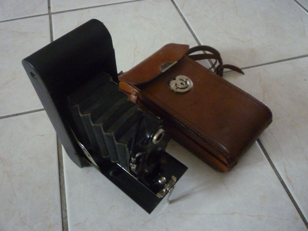 ancien appareil photo soufflet 
