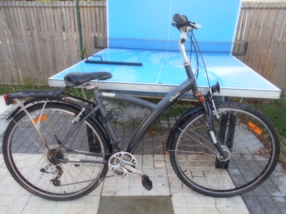 v&eacute;lo Btwin Vélos