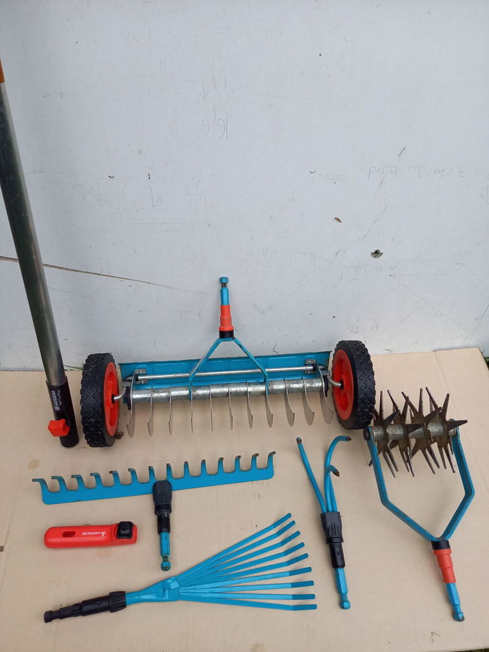 outils de jardin Gardena scarificateur,rateau,griffe Jardin