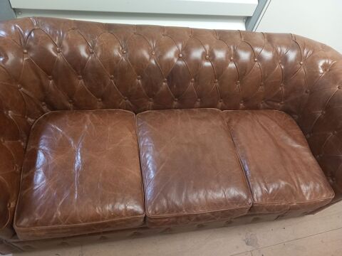 Canap chesterfield en cuir 900 Toulouse (31)