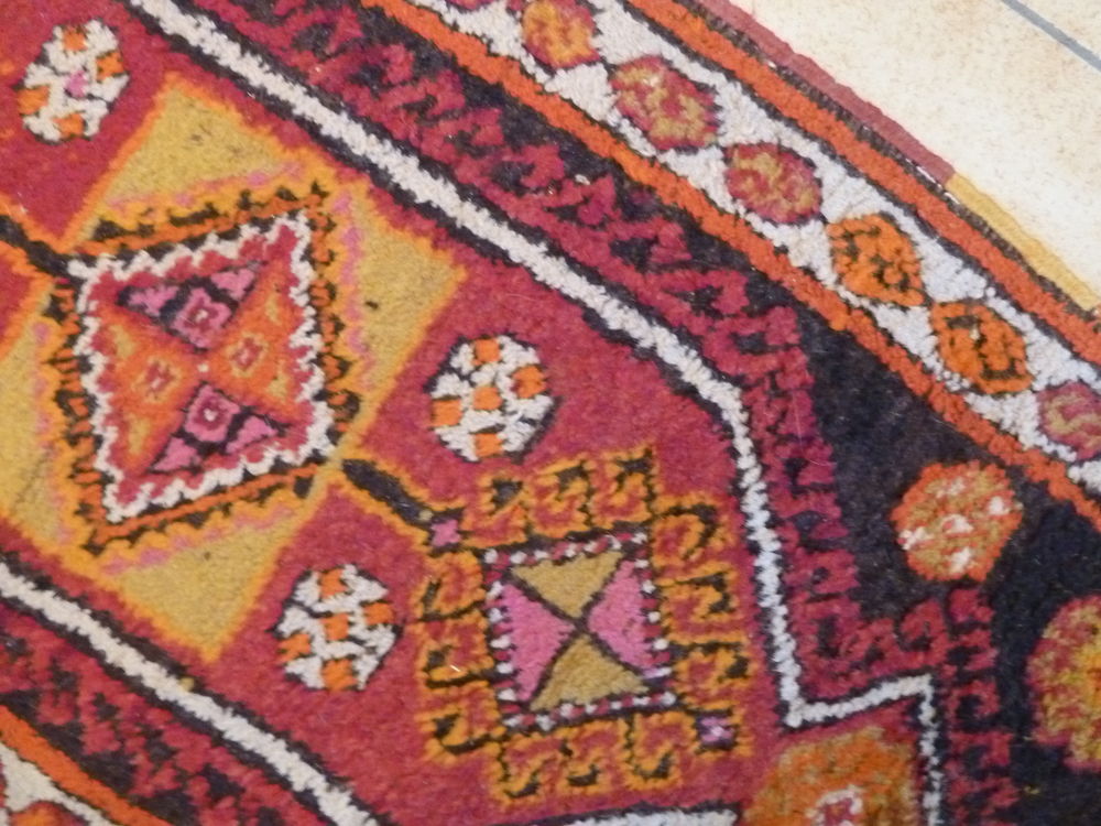 Tapis yastik d'Anatolie,
115 cm x 56 cm Décoration