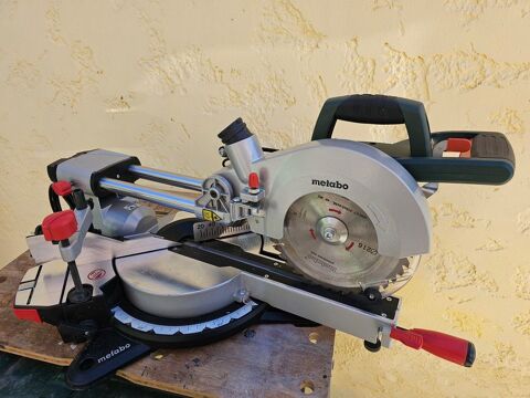 Scie a onglet Metabo KGS 216 M 120 Solli�s-Toucas (83)