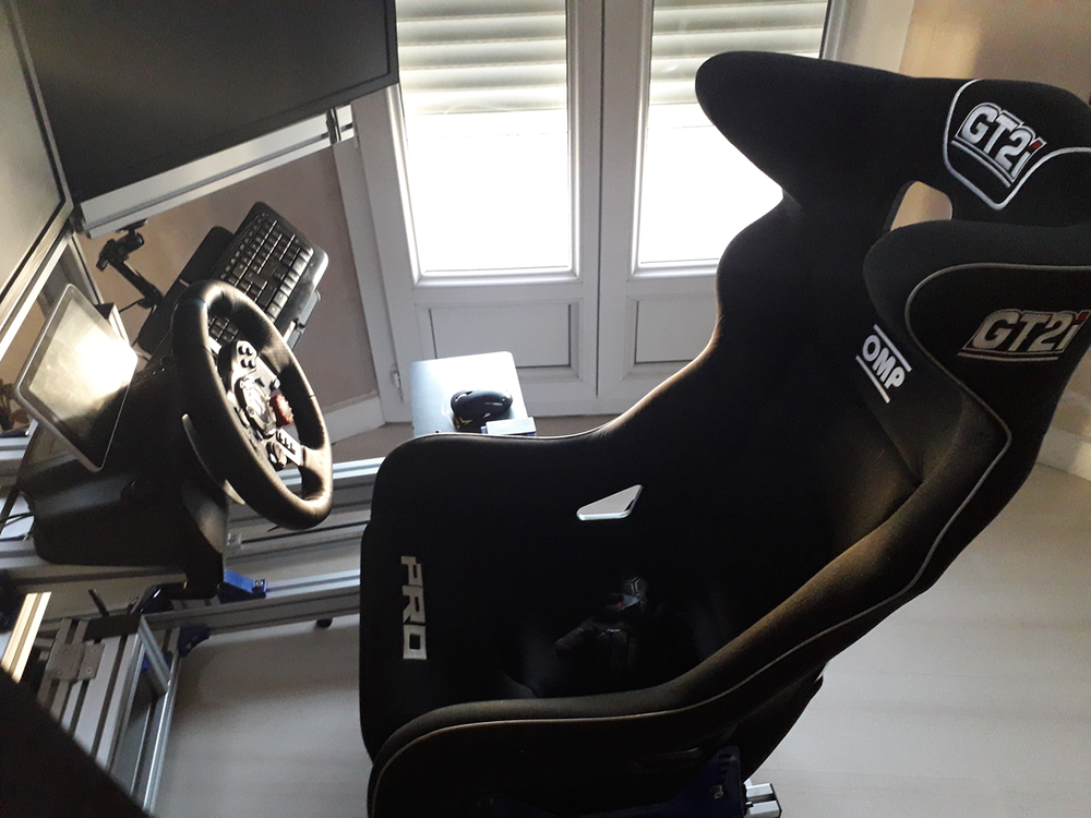 Ch&acirc;ssis de simulation auto JCL Consoles et jeux vidéos