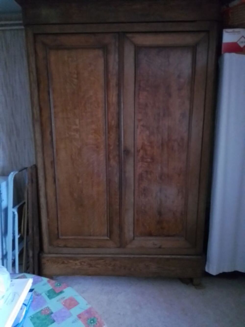 ARMOIRE BOIS RUSTIQUE Meubles