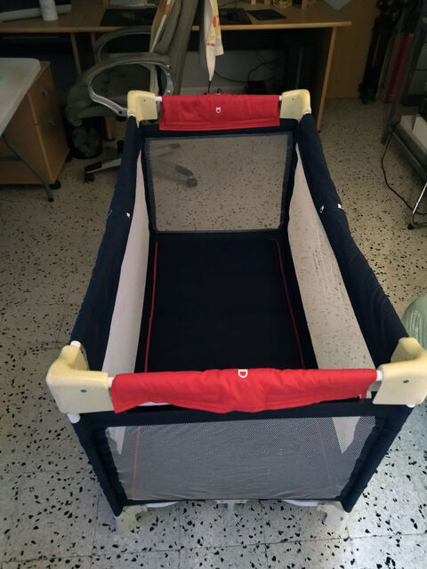 Lit bébé pliable Agde (34)