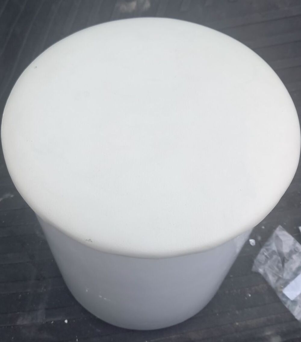 Table basse + 2 tabourets Meubles