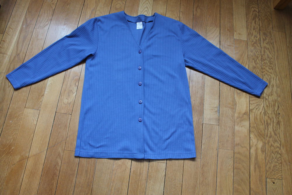 CARDIGAN BLEU Vêtements