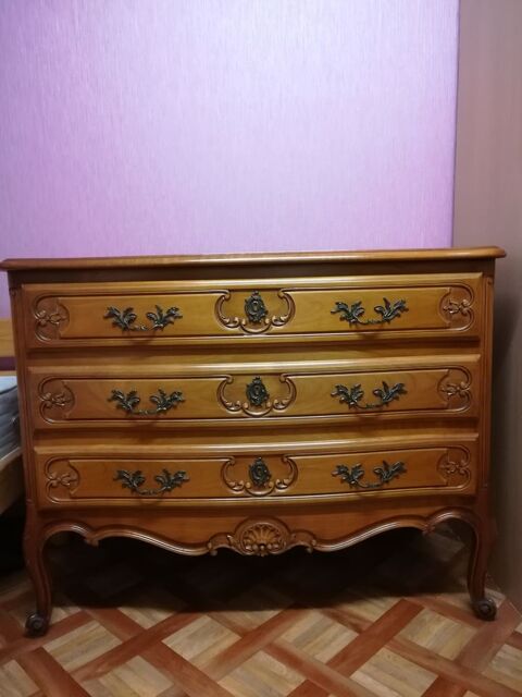 commode LOUIS XV 85 Mont-lès-Neufchâteau (88)