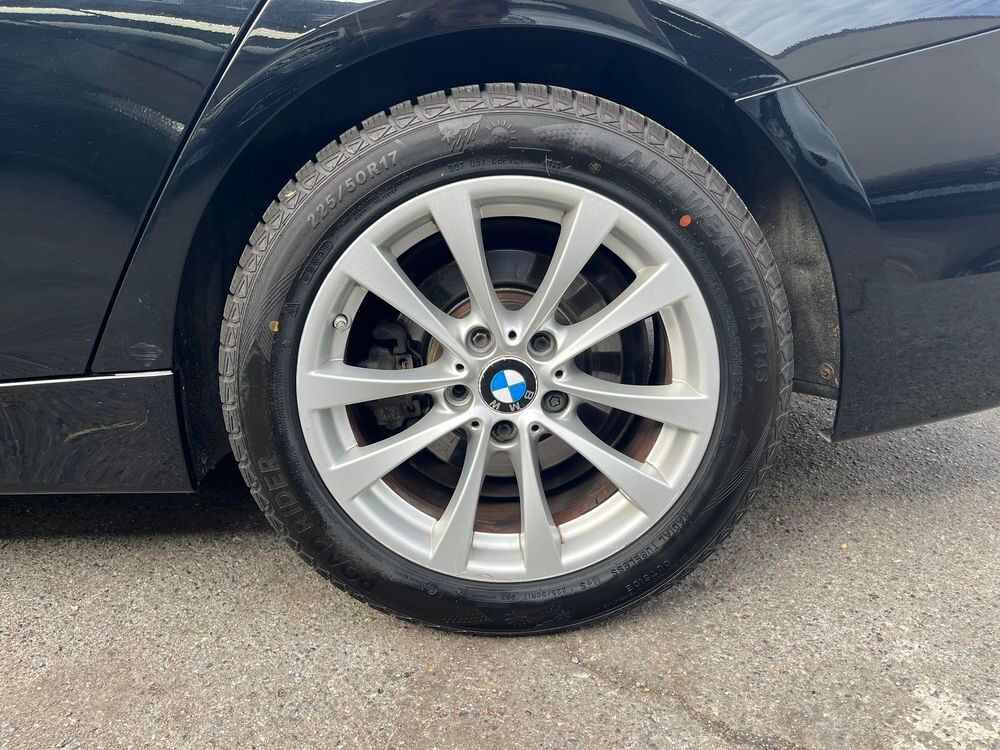 S&eacute;rie 3 Touring 318i 136 ch Business 2016 occasion 77170 Brie-Comte-Robert