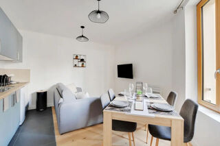  Appartement à louer 2 pièces 33 m²