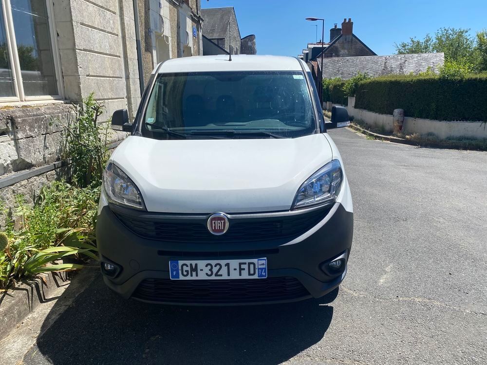 Doblo DOBLO CARGO FT MAXI 1.4 GNV T-JET 120 PRO LOUNGE 2020 occasion 49150 Baug&eacute;