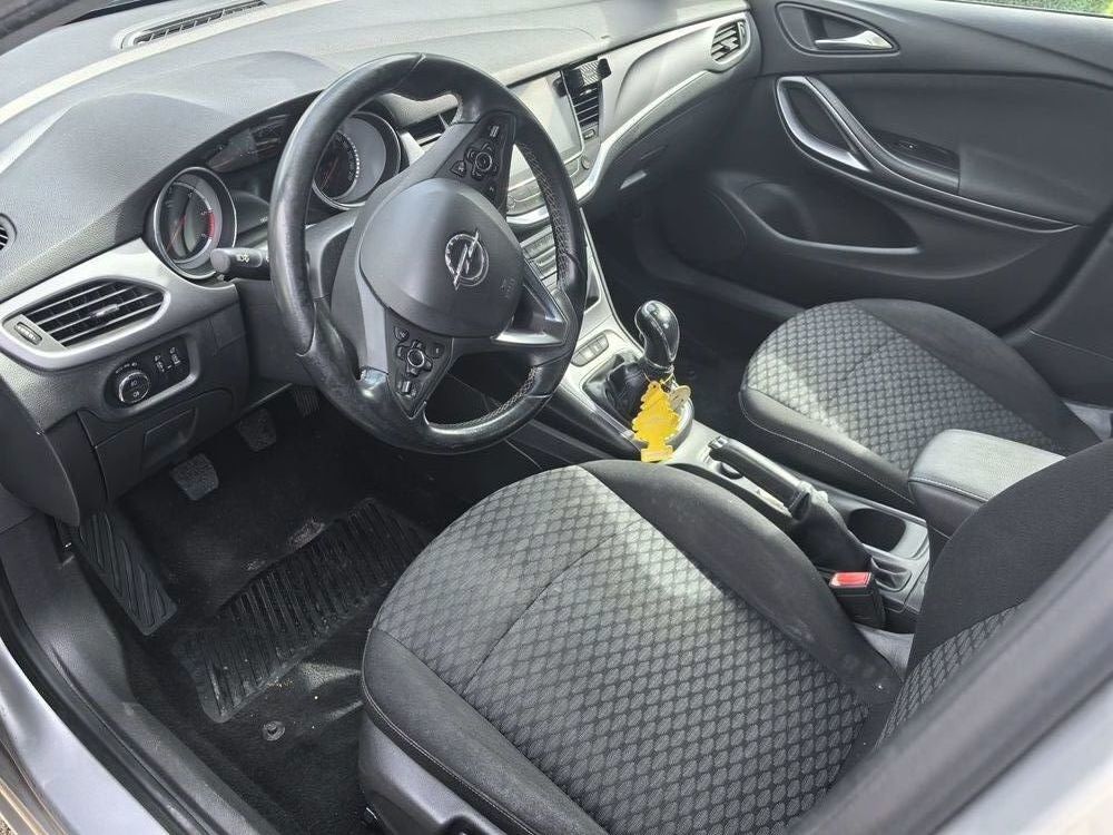 Astra Sports Tourer 1.6 CDTI 110 ch ecoFLEX Start/Stop Business Connect 2015 occasion 31470 Fontenilles