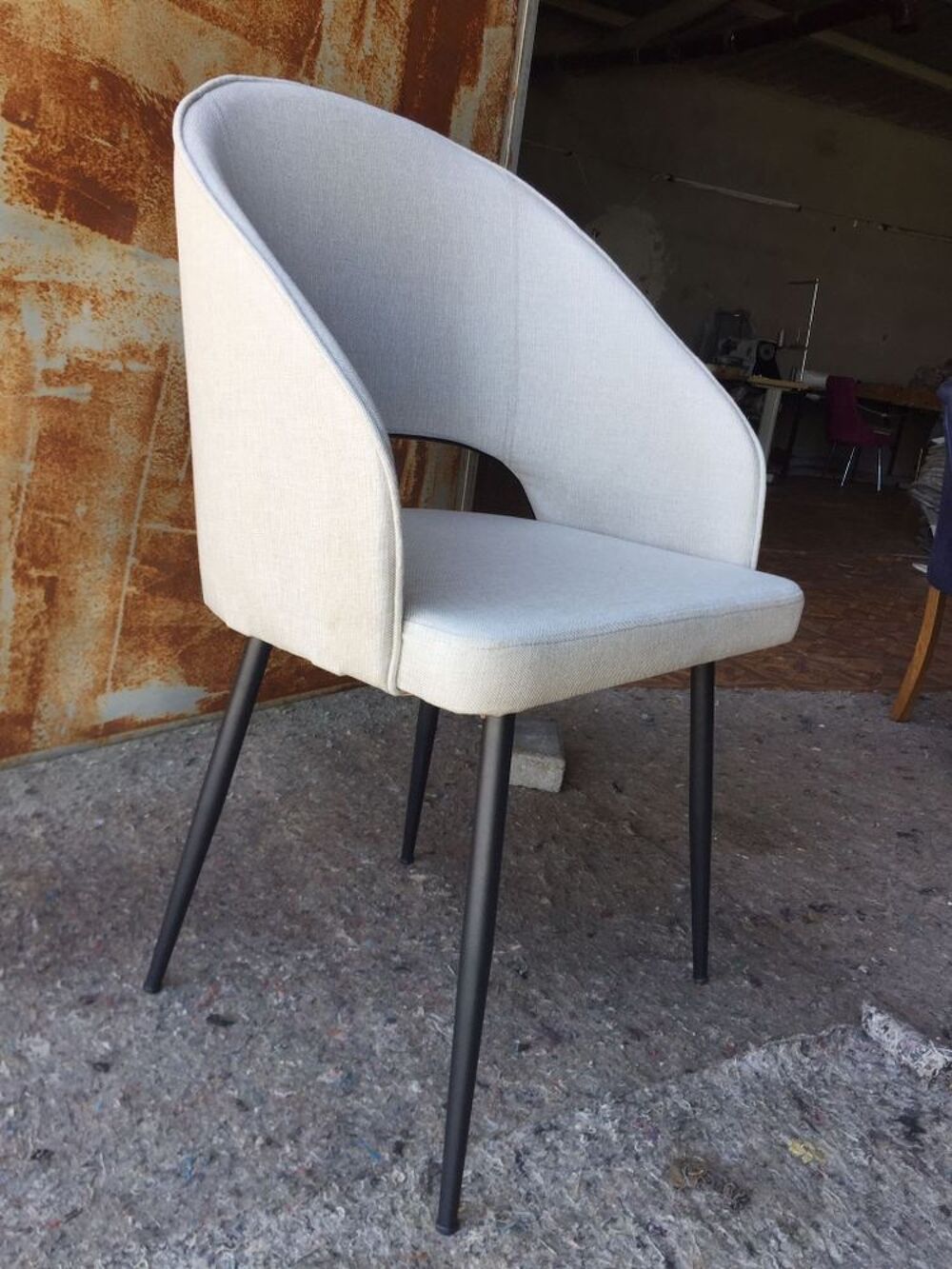 CHAISES LALI EN TISSUS KOTON COULEUR BEIGE NEUF Meubles