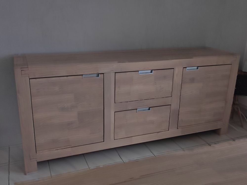 Ensemble table +buffet en orme massif blanchi Meubles