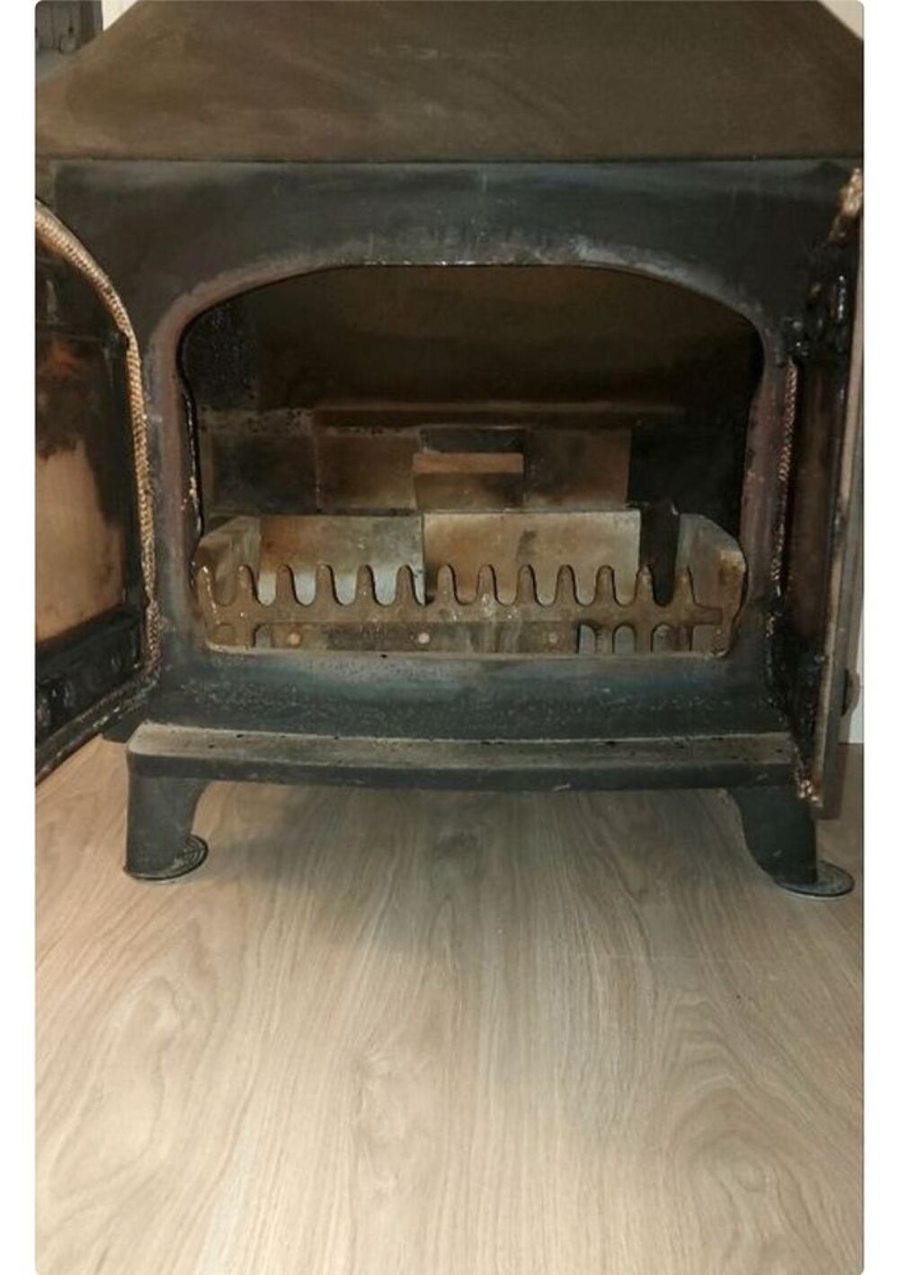 Po&ecirc;le &agrave; bois de la marque Villager Bricolage