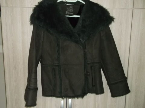 veste fourrée
12 Tournon-d'Agenais (47)