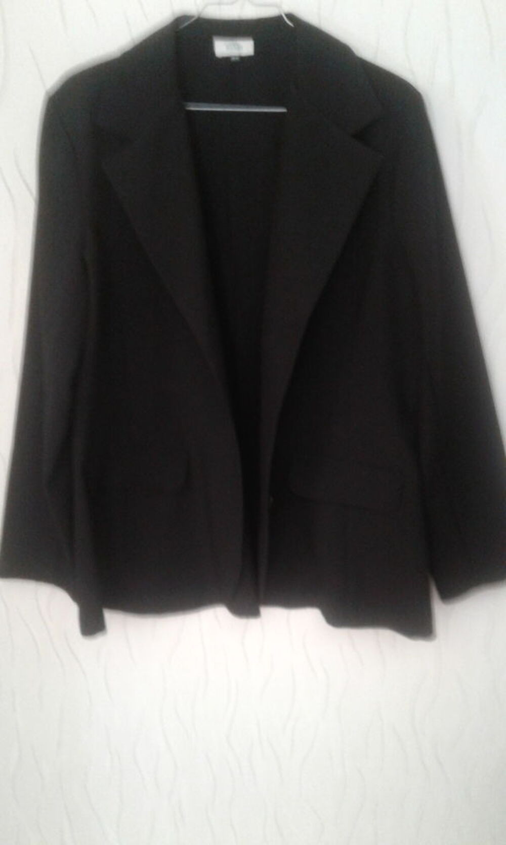 Veste noire Kiabi T.44 Vêtements