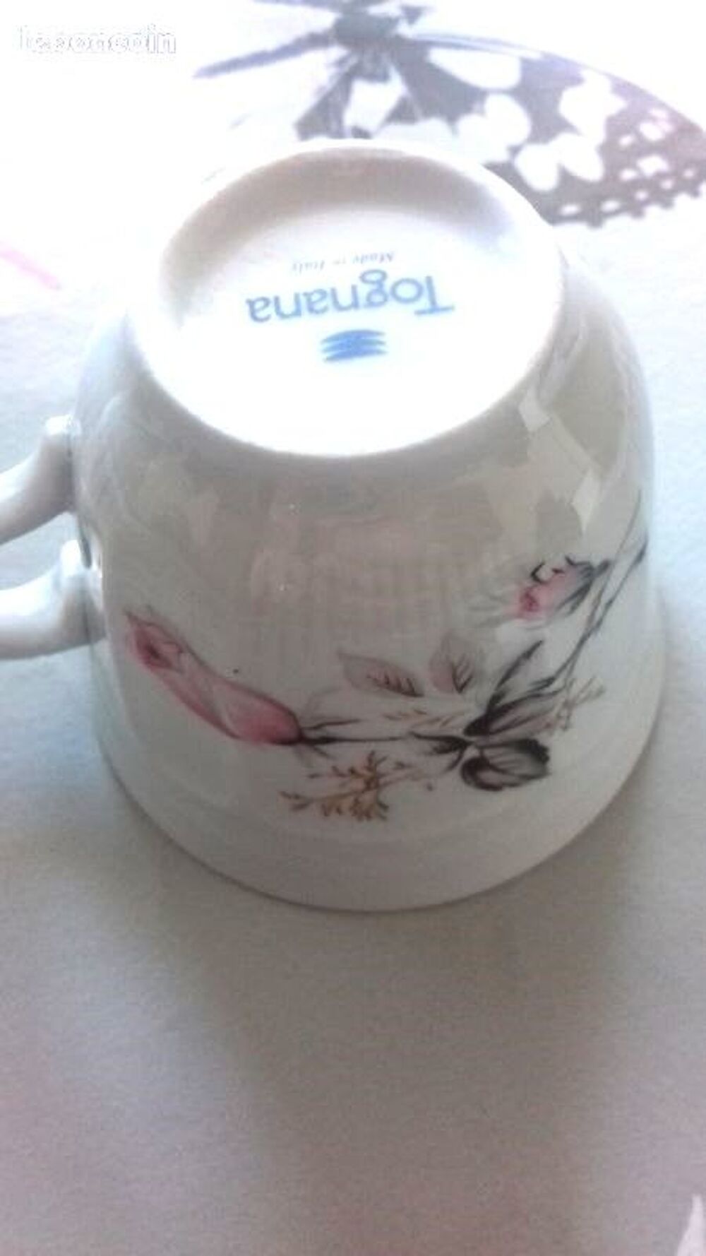 VAISSELLE EN PORCELAINE Décoration
