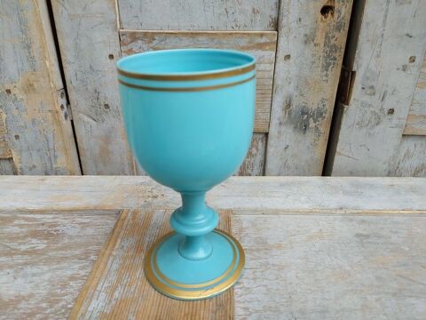 Ancien Verre Opaline Bleue et Dor� Charles X 80 Loches (37)