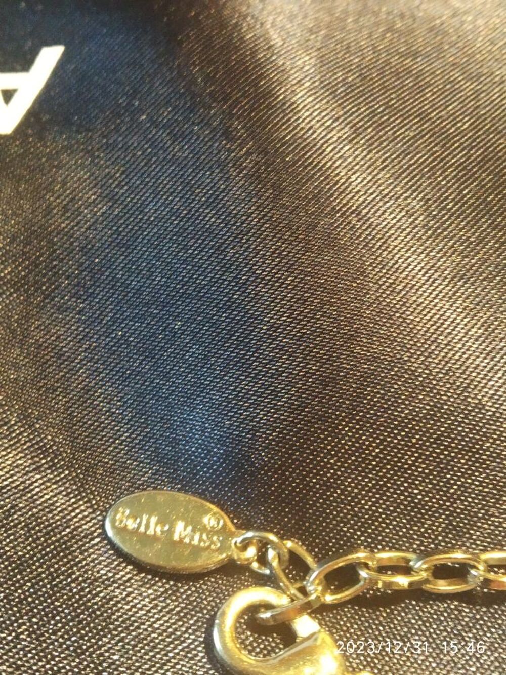 Collier femme Bijoux et montres