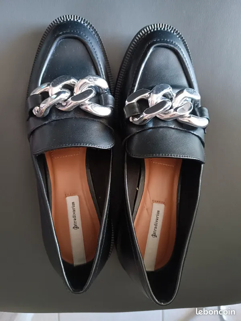 Chaussures mocassins noirs 15 La Turballe (44)