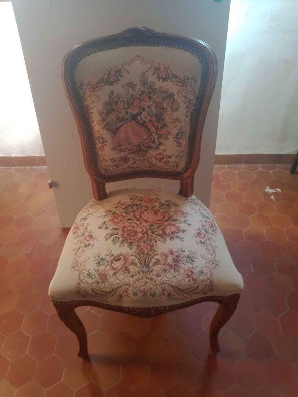 fauteuil tapissier Meubles