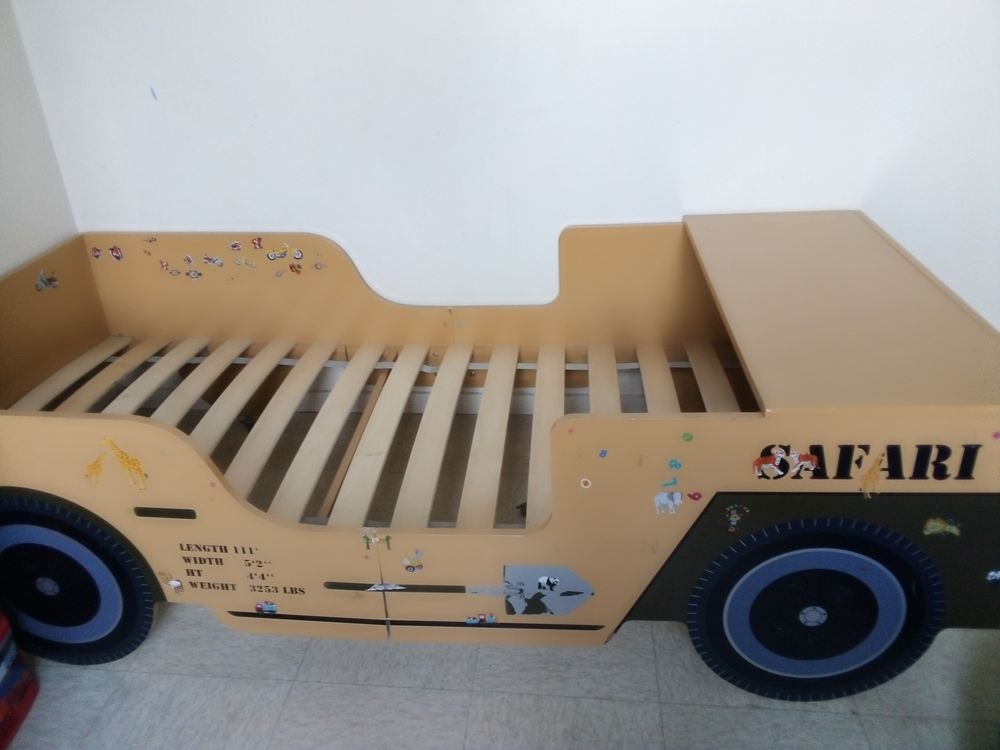 LIT ENFANT AUTO JEEP SAFARI AVEC SOMMIER Mobilier enfants