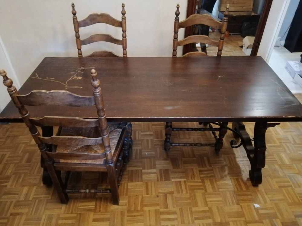 grande table de salle &agrave; manger Meubles