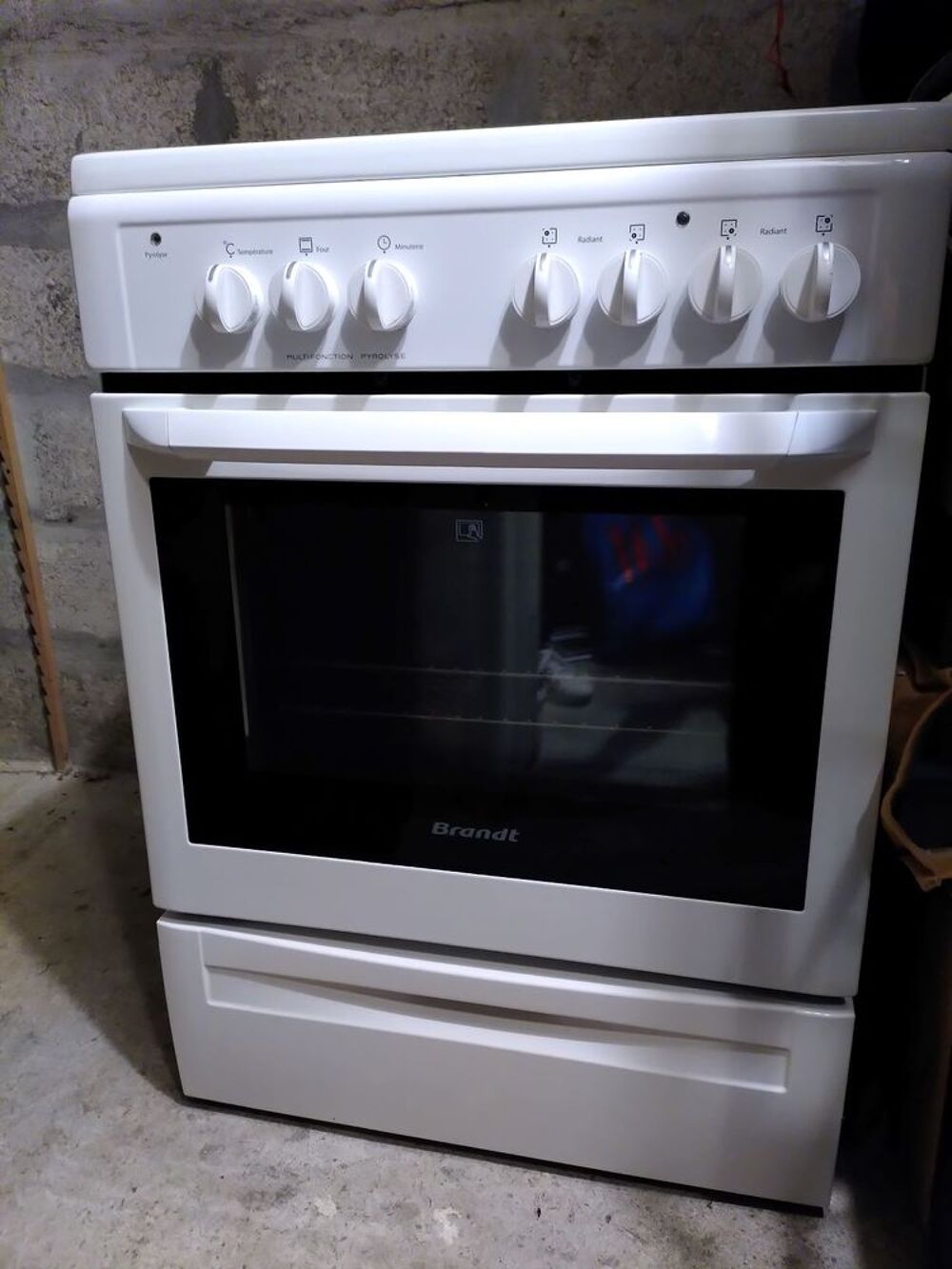 cuisini&egrave;re &eacute;lectrique BRANDT kvp660W Electroménager