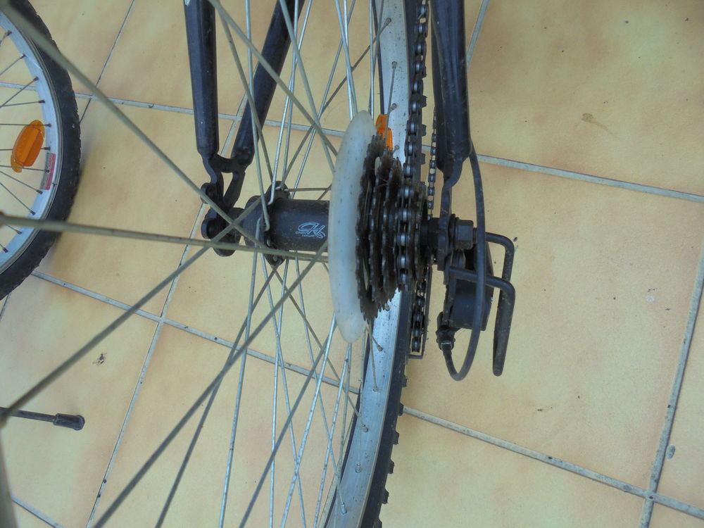VELO ENFANTS ET VELO DAME MAUVE 80E Vélos