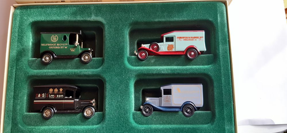 COFFRET CAMIONS COLLECTION 