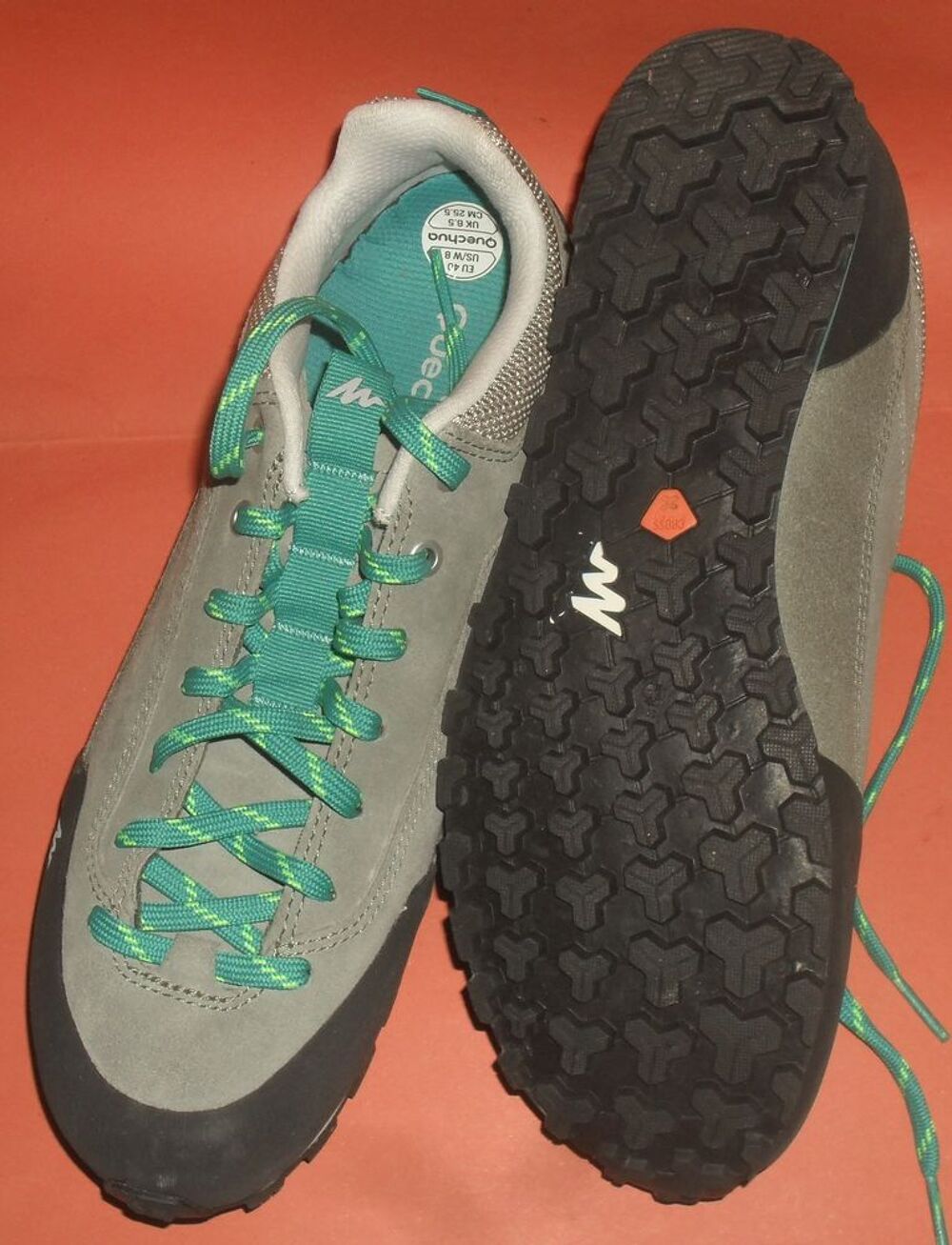 Chaussures de marche Quechua Taille 40. Sports