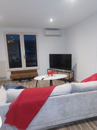  Appartement à louer 3 pièces 70 m²
